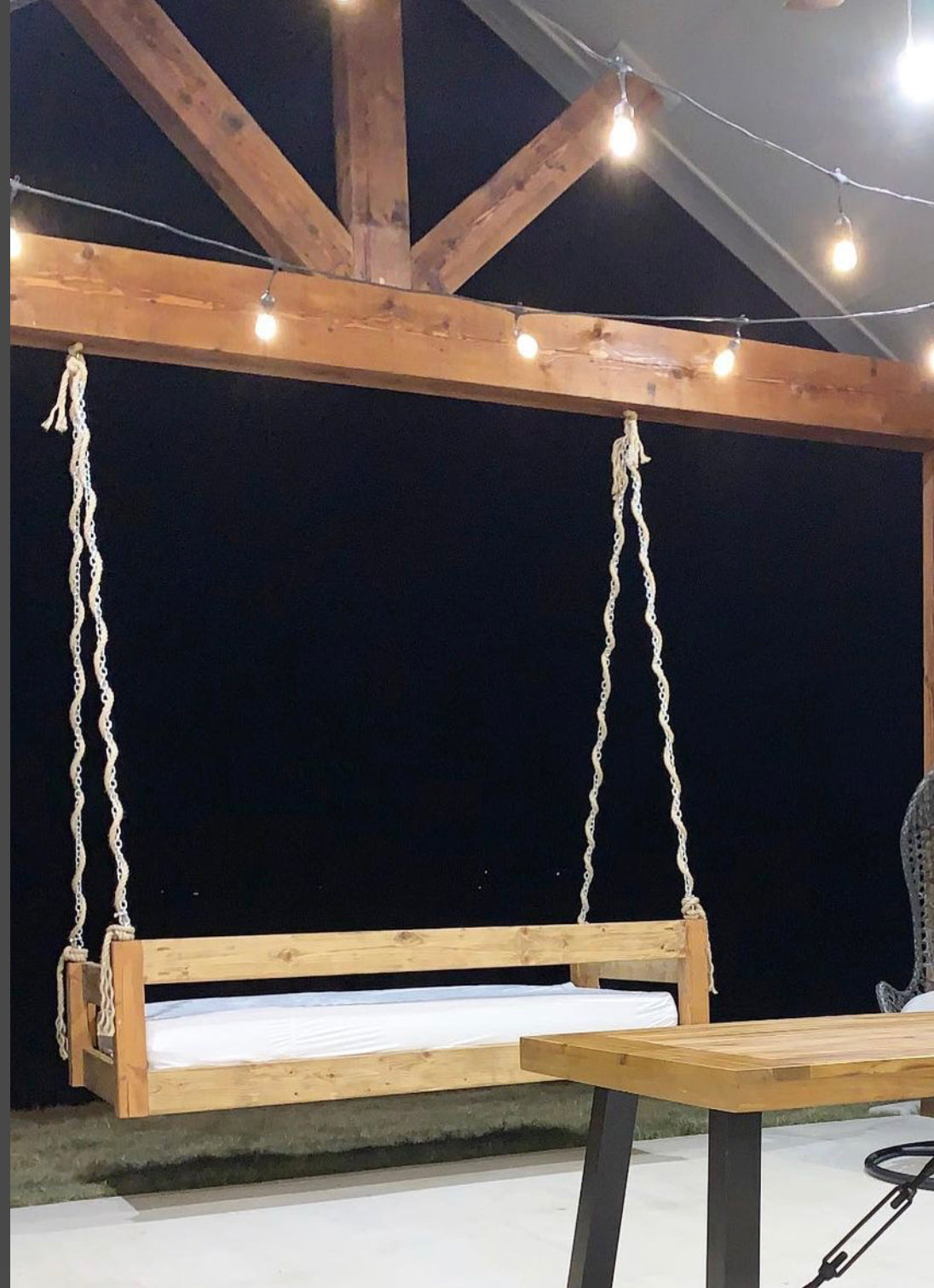 Texas Swing (Twin Frame)