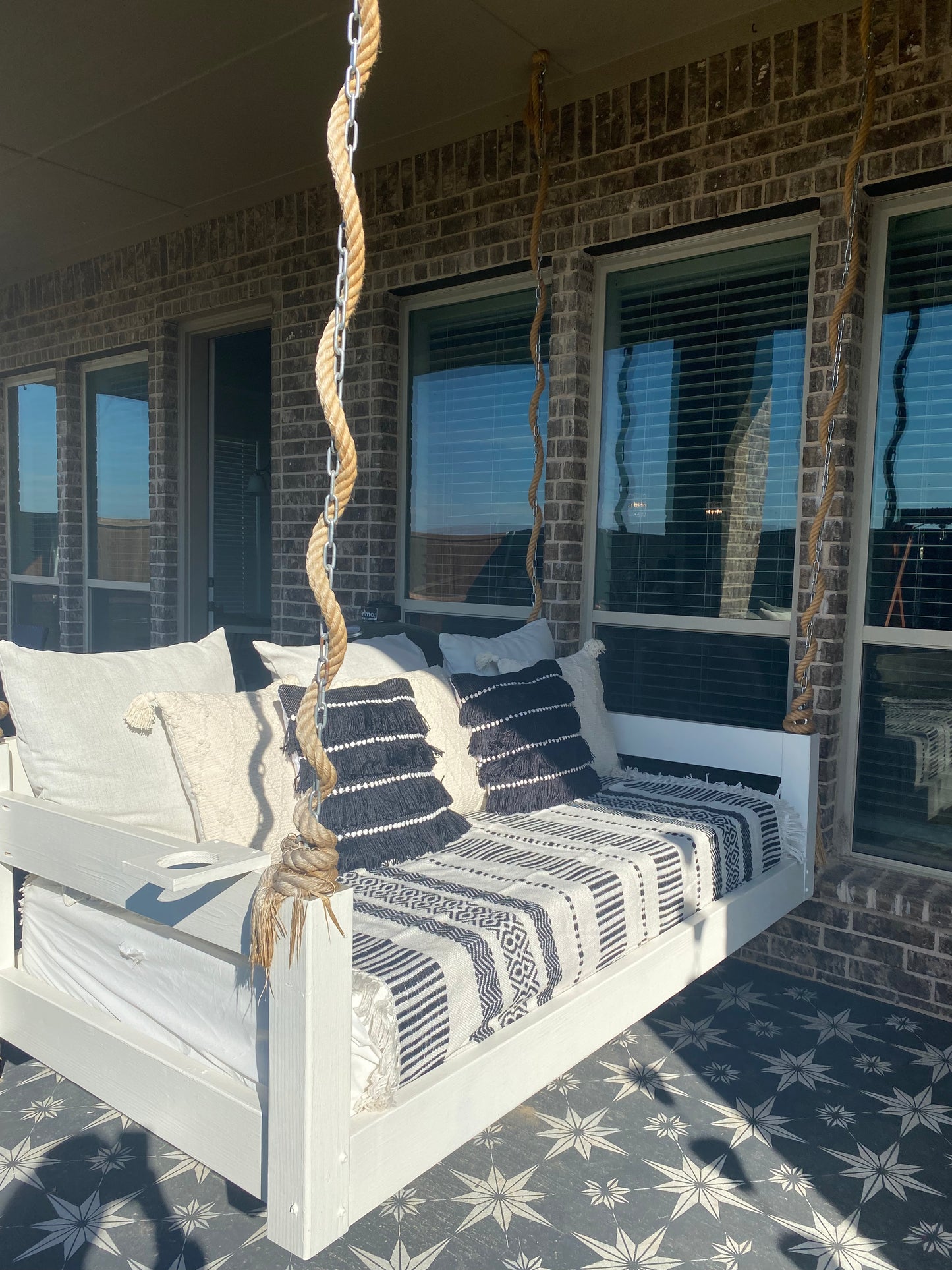 Texas Swing (Twin Frame)